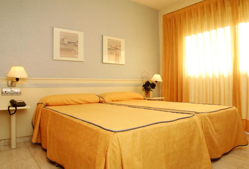 Hotel Marbella Benidorm Exteriör bild